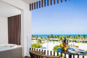 Elegance Club Oceanfront Junior Suites at Majestic Costa Mujeres 